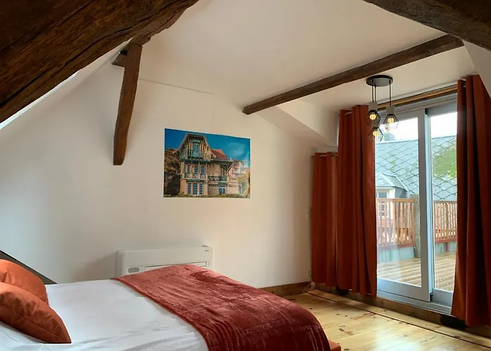 L'ecole Des Demoiselles Bed & Breakfast Honfleur