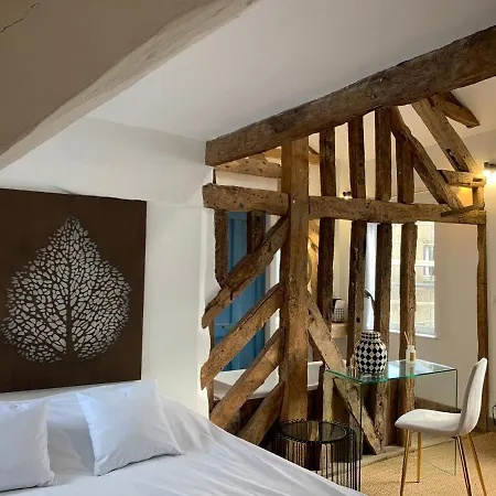Bed & Breakfast L'ecole Des Demoiselles Honfleur