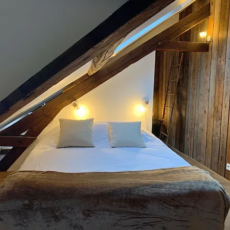 L'ecole Des Demoiselles Bed and breakfast Honfleur