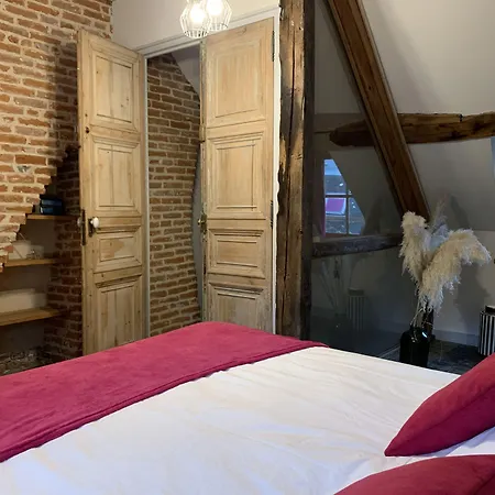 L'ecole Des Demoiselles Bed and breakfast 4*