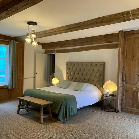 L'ecole Des Demoiselles Bed and breakfast