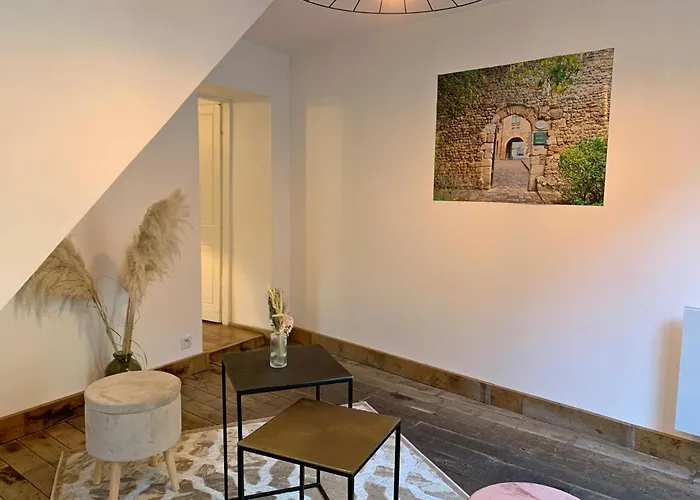 Bed & Breakfast L'ecole Des Demoiselles 3*